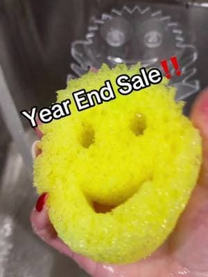 The lowest price of the Year! You wont find this price anywhere. The best purchase i have made for myself hands down #scrubdaddy #scrublife #cleantok #cleaning #cleanwithme #cleaningasmr #tiktokshop
