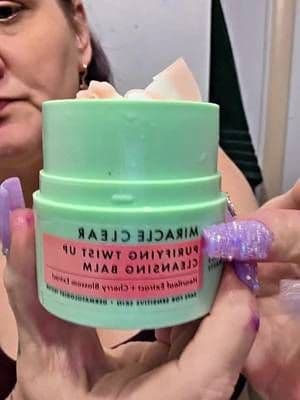 @Rael Miracle Clear Purifying Twist Cleanser #rael #beauty #tiktokshopspringrestock #tiktokshopcreatorpicks