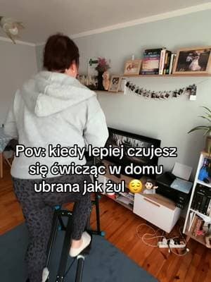 Chcesz zrobić formę bez wychodzenia z domu? 🏋️♀️✨ Stepper MERACH z regulowaną kierownicą i wyświetlaczem LCD to totalny game-changer! 🔥 Naśladuje ruchy wspinaczkowe, angażując nogi, pośladki oraz brzuch. ➡️ Dlaczego warto? ✔️ Cicha i płynna praca – ćwiczysz o każdej porze! 🤫 ✔️ Składana konstrukcja – zajmuje mało miejsca w pokoju 🏠 ✔️ Licznik LCD – śledzisz czas, spalone kalorie i powtórzenia 📊 Kupisz go bezpośrednio w żółtym koszyczku 🛒 poniżej na ekranie! 👇📦 #stepper #domowytrening #fitness #merach #tiktokmademebuYit Możesz również wypróbować krótką alternatywę (np. na tekst w filmie lub szybki podpis): Idealny trening w domu bez zajmowania miejsca! 💪 Stepper MERACH z regulowaną kierownicą wzmocni Twoje pośladki i nogi! Cichy, ze składaną konstrukcją i wyświetlaczem LCD. ✨ Kliknij w żółty koszyczek 👇 i zamów swój zestaw już teraz! 🛒