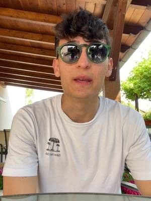 Las warwick son lo mas top sin duda 😎👌🏻 #hawkerscrew#ad @Hawkers Crew