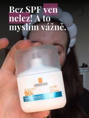 #ad #lightasair #LorealistarCHS #anthelios #uvair @larocheposay Bez peněz do hospody nelez. A bez SPF nelez ven. ☀️ Většina lidí si myslí, že když není venku třicítka a sluníčko nepálí jako blázen, jsou v pohodě. Omyl. UV záření mraky fakt nezajímají a tvoje pleť pod nima stárne úplně stejně, jako bys ležela někde u moře. 😅 Chápu, že se ti nechce mazat něčím, po čem se leskneš jako čerstvě natřený zábradlí. Taky jsem to tak měla. Jenže Anthelios Airlicium od La Roche-Posay je fakt lehký jako vzduch. Vstřebá se dřív, než dopiješ ranní kafe a pleť nechá krásně matnou. 😉 Můžeš na něj v klidu hodit i make-up nežmolkuje. Osobně vyzkoušeno. Je to ta nejjednodušší anti-age péče, kterou pro sebe můžeš udělat. Nečekej na červenec. Maž se teď, tvoje budoucí já ti za deset let poděkuje. Jak jsi na tom ty? Jsi poctivec co se maže i v dešti nebo na to prostě zapomínáš? 💬👇@La Roche-Posay