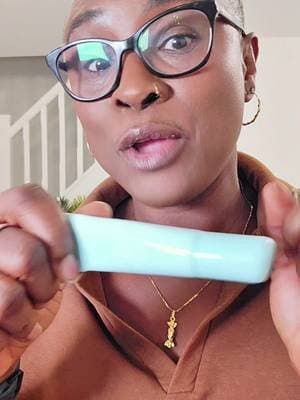 I love lips that pop and Laka got everything I need @Laka UK #lakauk #lipcare #lipcombe #tiktokmademebuyit