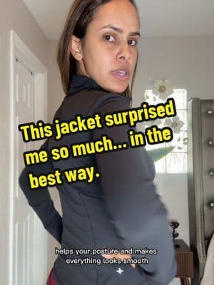#creatorsearchinsights This jacket surprised me so much… in the best way. @Halara #h#halarat#tiktokmademebuyittiktokshopfinds