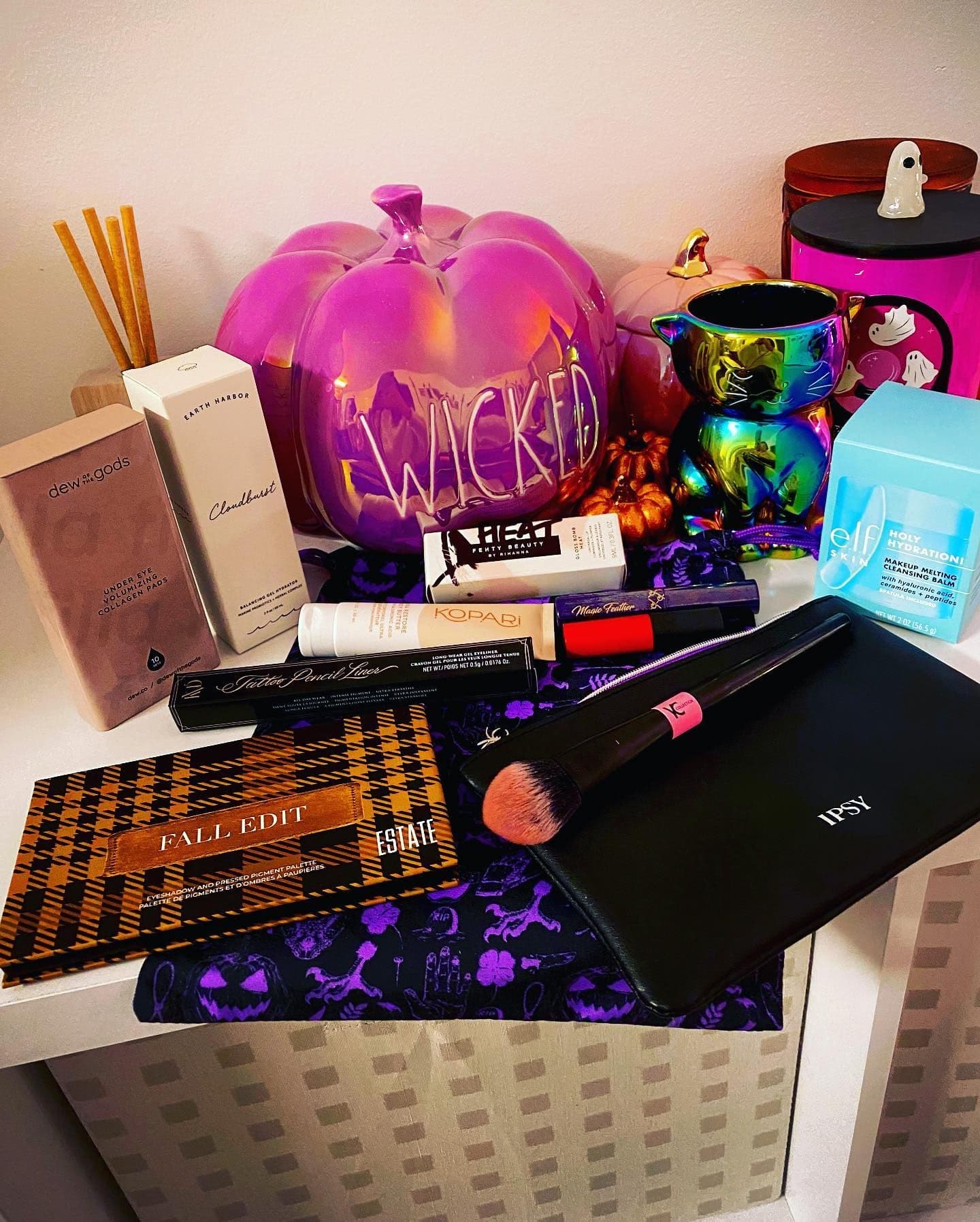 #ipsypartner Thank you @Ipsy, Haul-Oween may be over, but it’s never too late to use these SPOOK-tacular beauty products