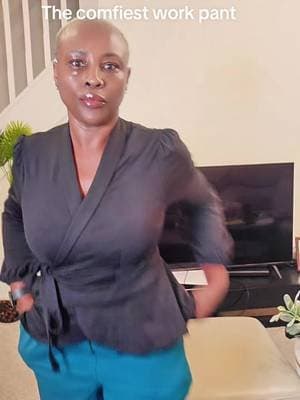 Halara work pant, comfy, stretchy and I dont bother with ironing @Halara UK Shop #halara #workpants #comfyclothes #tiktokmademebuyit