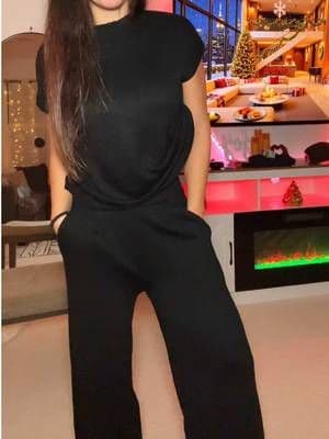 This sale is crazy right now! 😆I LOVE Pinspark clothing! #blackfridaystylesteals #tiktokshopblackfriday #tiktokshopcybermonday #tastemakersmiami #ttssoutheast