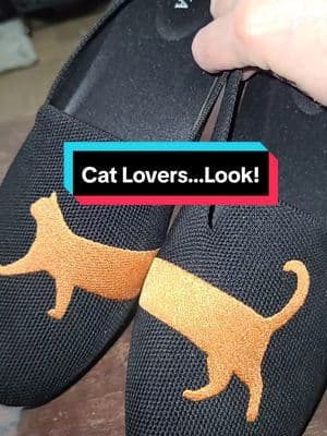 If you love cats grab these shoes! They are the cutest shoes I've seen on Tiktok! Linked below! #viviaia #vivaiashoes #catlovers #shoes #shoelovers #loafer #embroidered #cats #blackfriday #blackfridaysale #blackfridaydeals #tiktokshopfinds #catsoftiktok