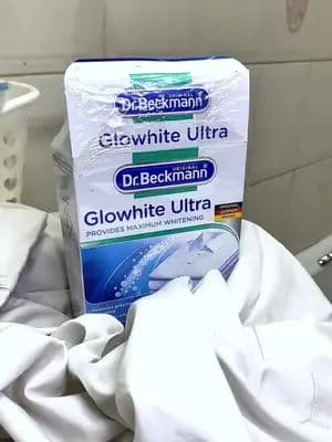 Bright whites in 10 seconds? Yep… that’s my whole summer cheat code. 😌✨ Dr. Beckmann keeps my fits fresh so I can spend