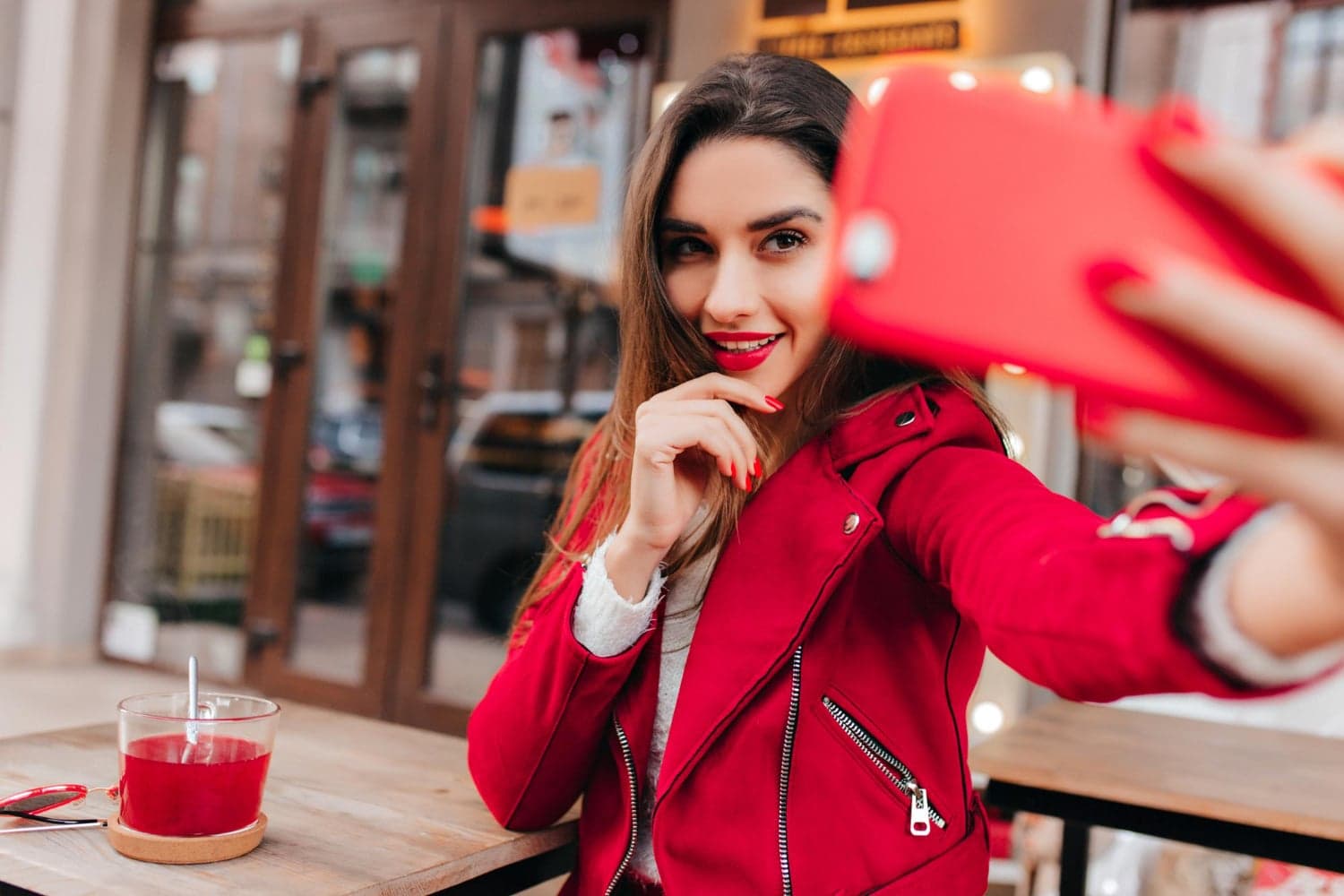How Creators Can Pitch to Brands for Paid Sponsorships